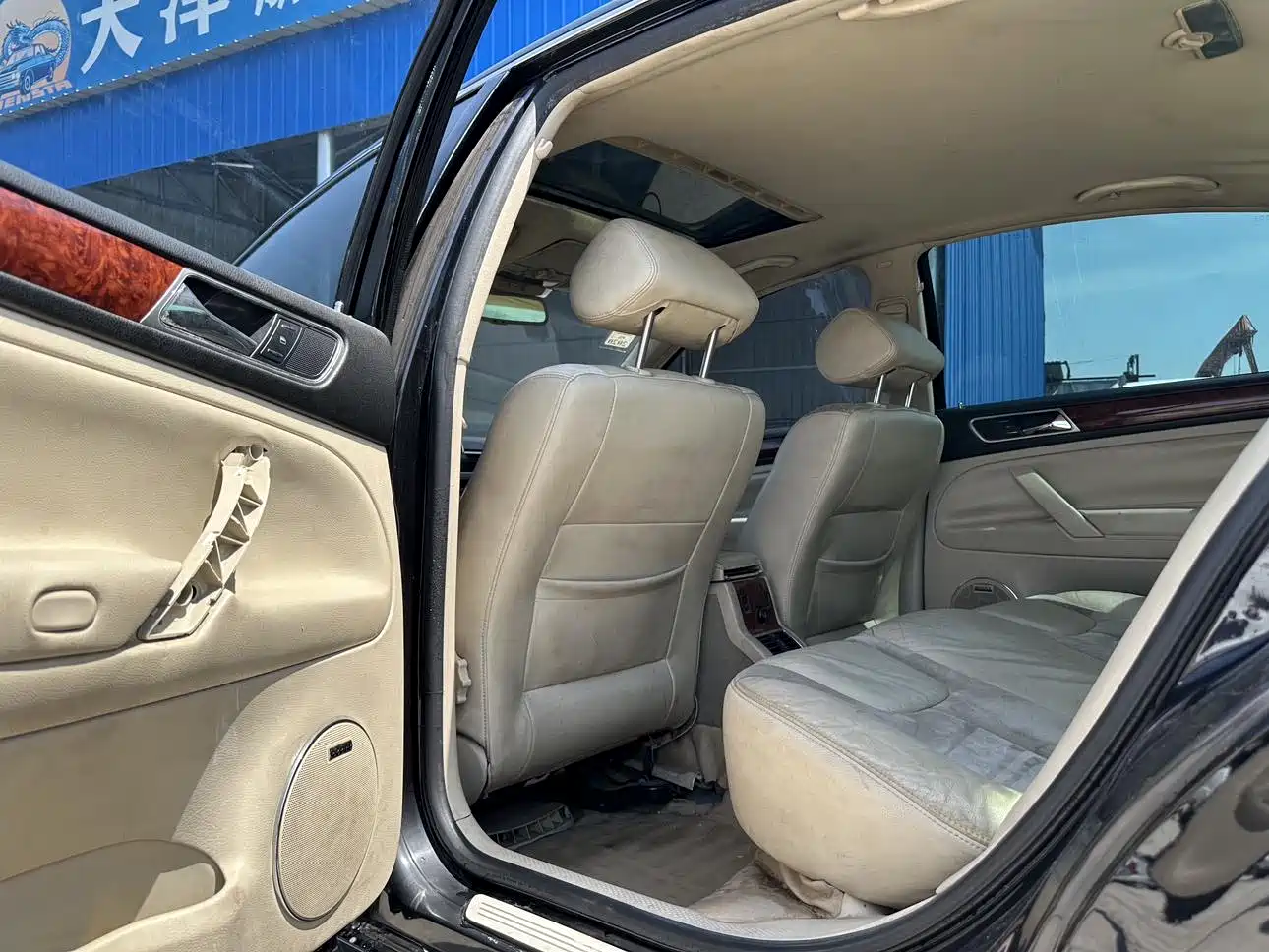 Volkswagen Passat Lingyu 2009 2.8L V6 Automatic Premium фото 6