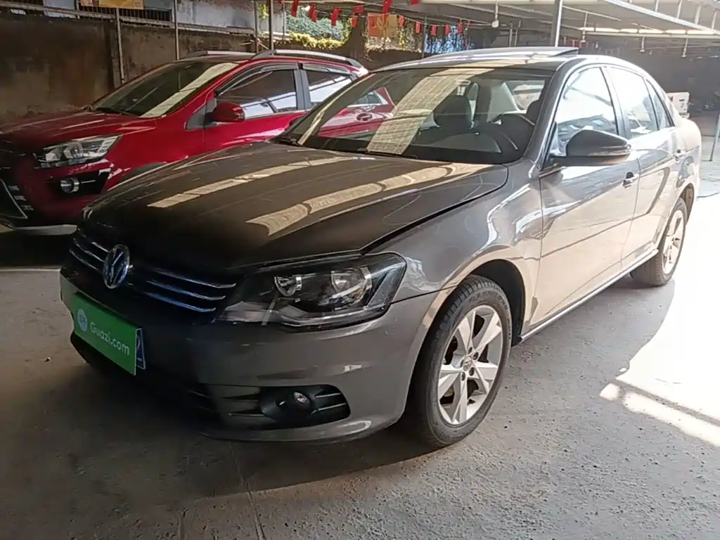 Фото 1 - Volkswagen Bora