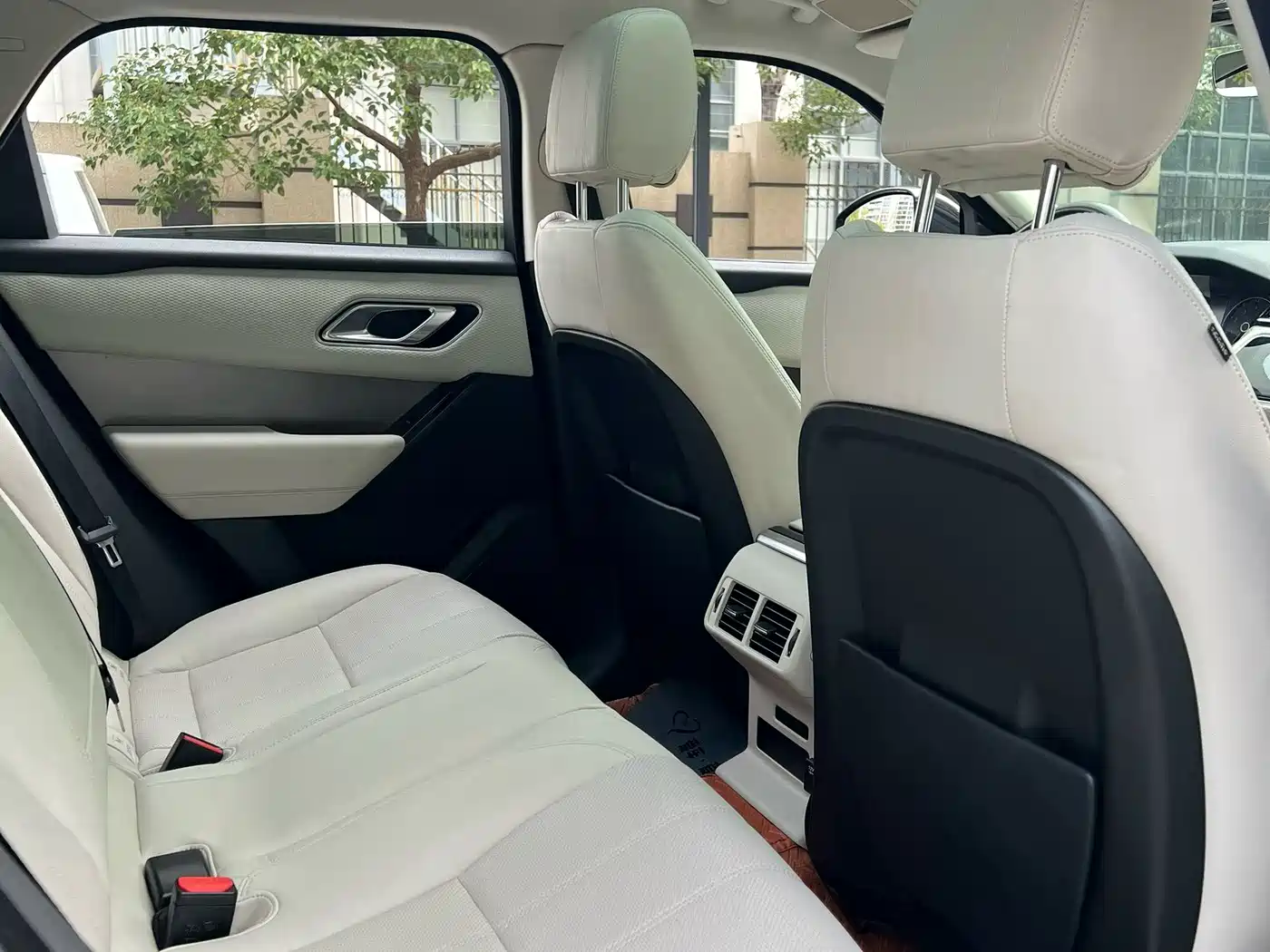 Land Rover Range Rover Velar 2017 P380 R-DYNAMIC S фото 8