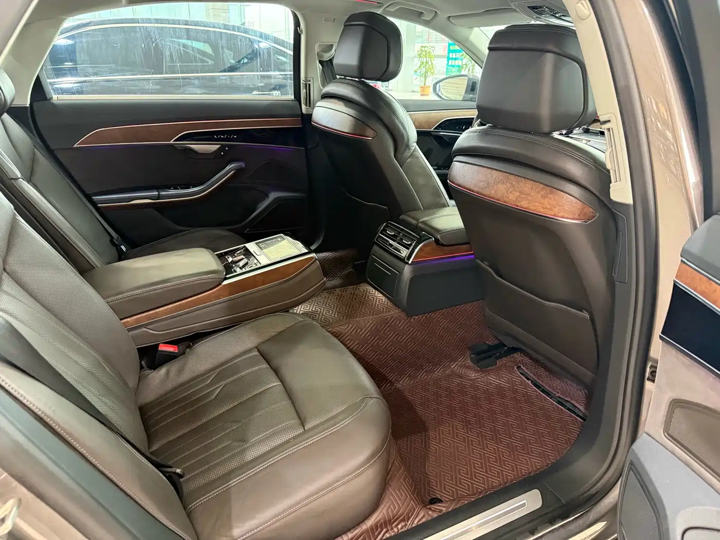 Audi A8 2018 A8L 55 TFSI quattro Luxury фото 7