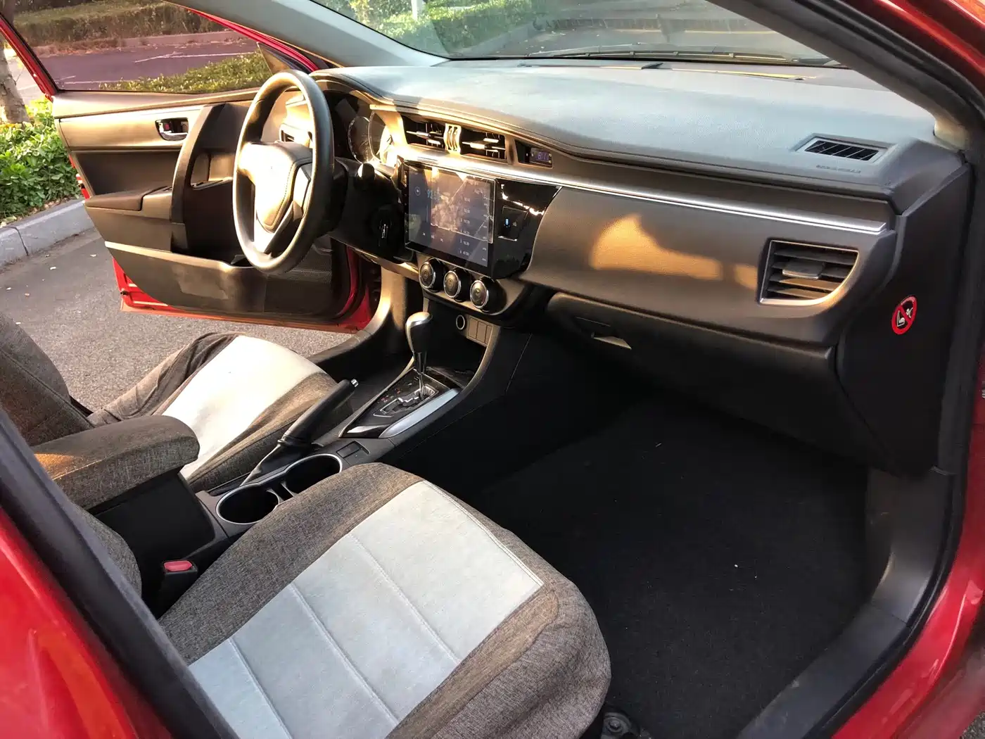 Toyota Levin 2014 1.6G CVT Elite Edition фото 7