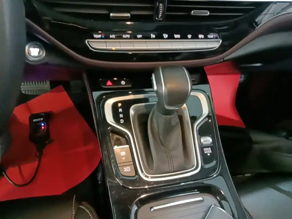 GAC Trumpchi Trumpchi M6 2023 PRO 270T DCT Premium Edition фото 14