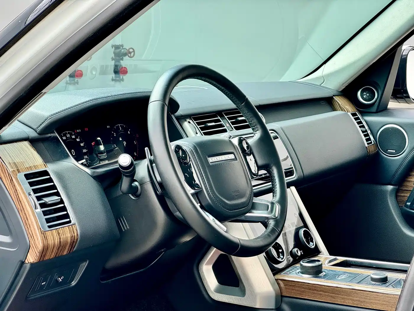 Land Rover Range Rover фото 6