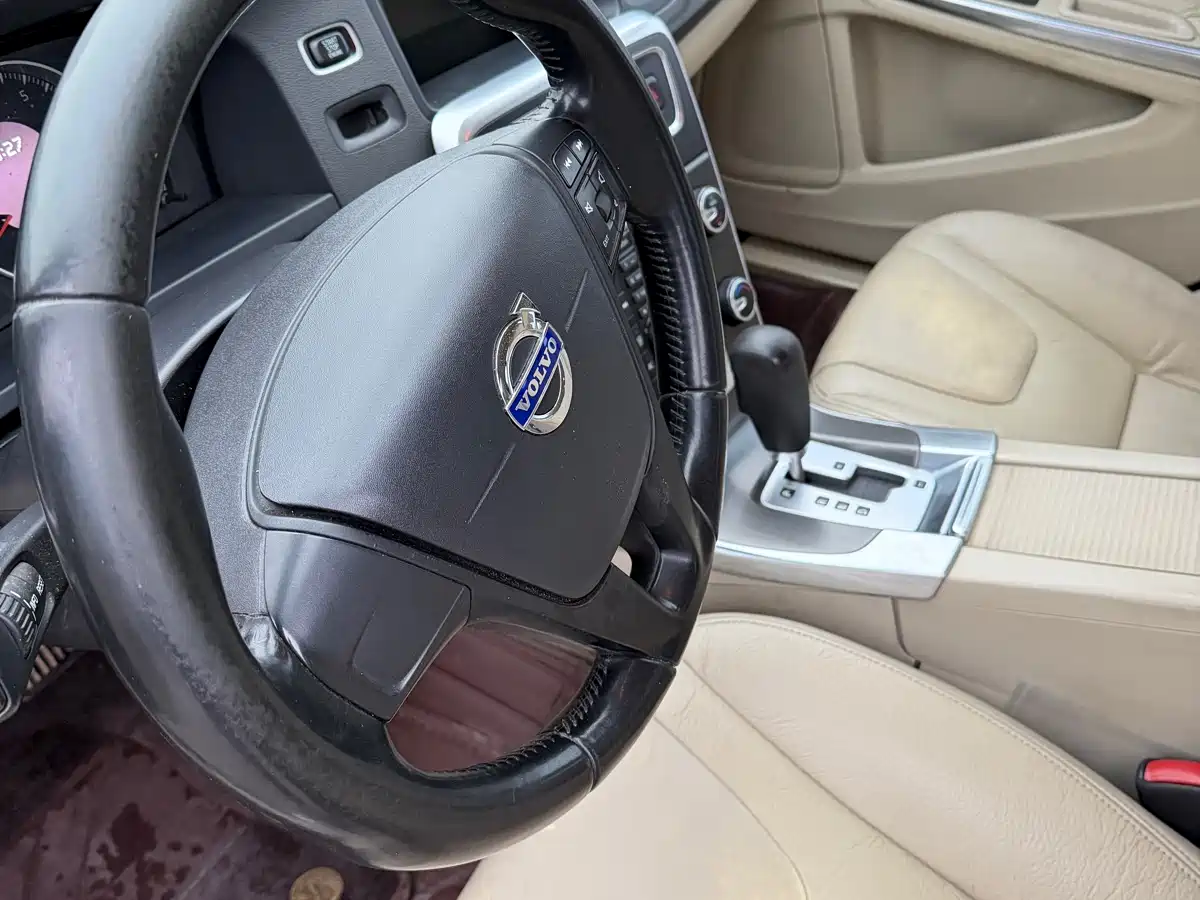 Фото 8 - Volvo S60 (Import)
