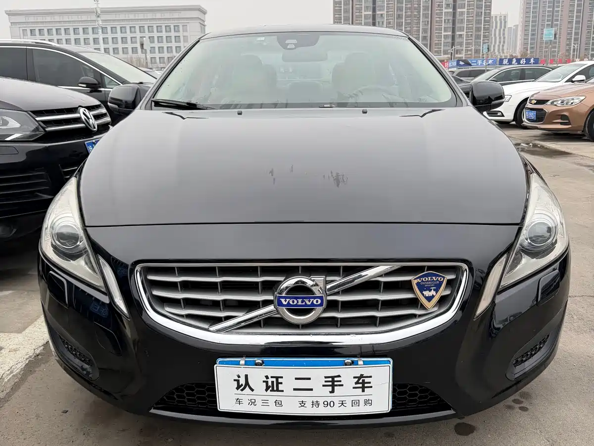 Фото 2 - Volvo S60 (Import)