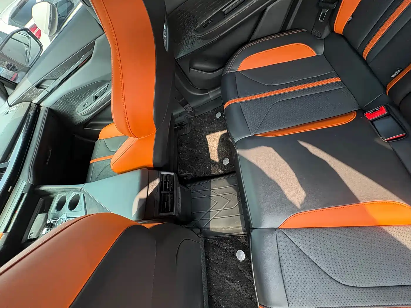 Changan UNI-V 2025 2025 1.5T 500Bar Premium Edition