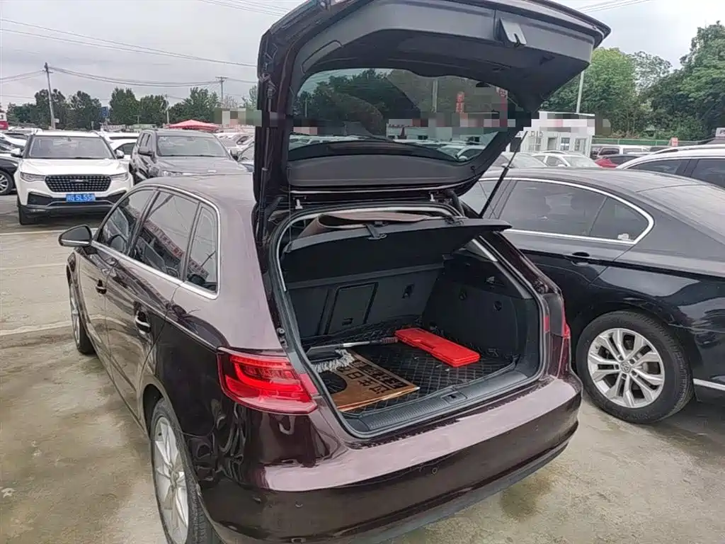 Audi A3 2014 Sportback 35 TFSI Automatic Comfort фото 19