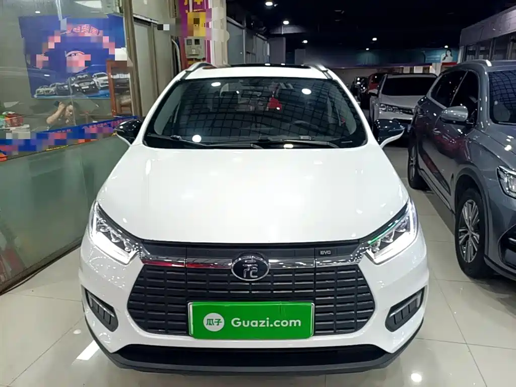 BYD Yuan New Energy 2019 EV360 Smart Connect Edition фото 3