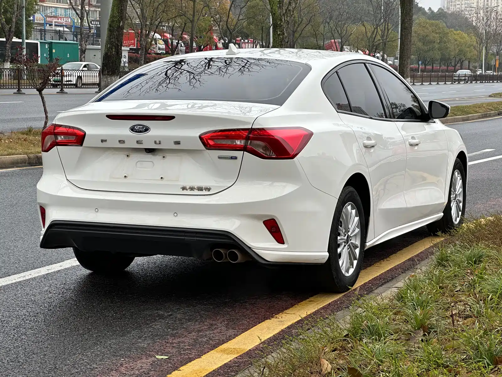 Фото 9 - Ford Focus