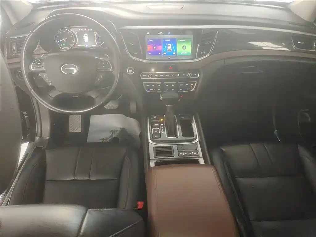 GAC Trumpchi Trumpchi GS8 2017 320T 2WD Luxury Smart Connect (7-seater) фото 6
