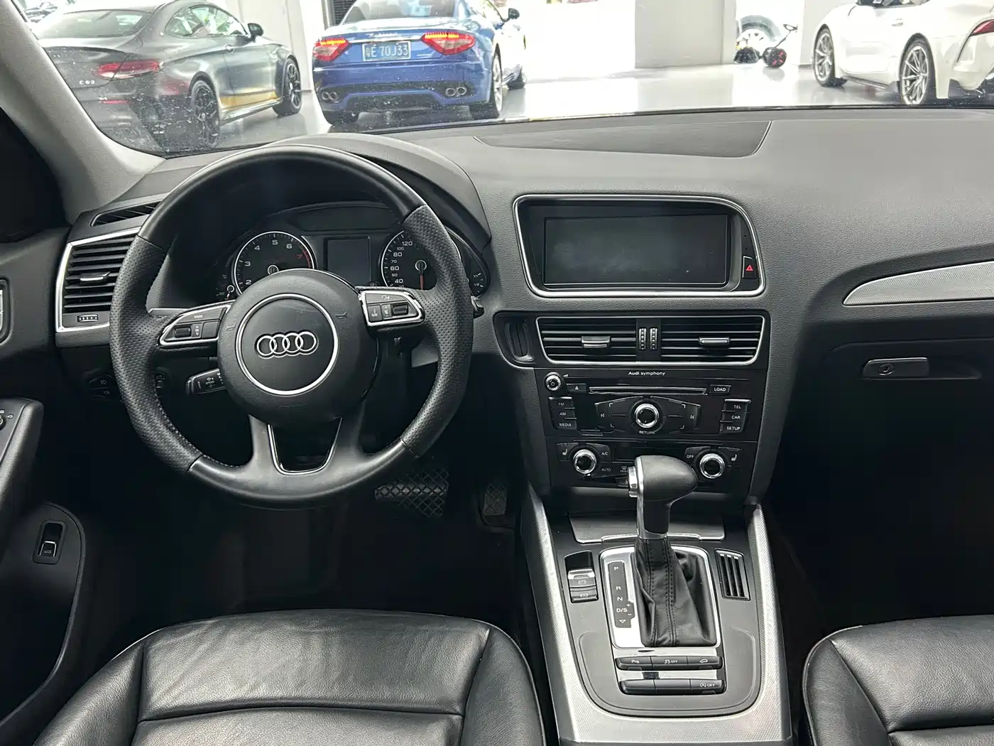 Audi Q5 2015 40 TFSI Technology фото 12