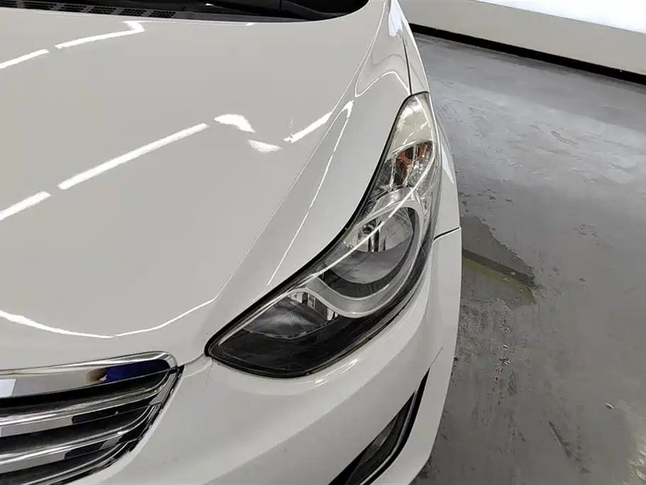 Hyundai Langdong 2013 1.6L Automatic Leading фото 5