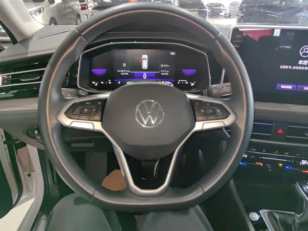 Volkswagen Sagitar 2023 Model Year 200TSI DSG Surpass Edition фото 7