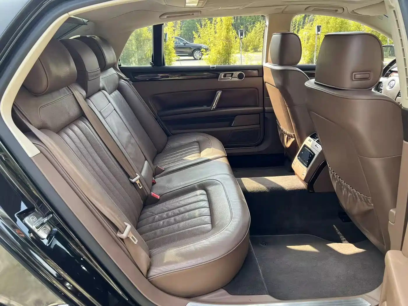 Volkswagen Phaeton 2014 3.0L Business Edition фото 18