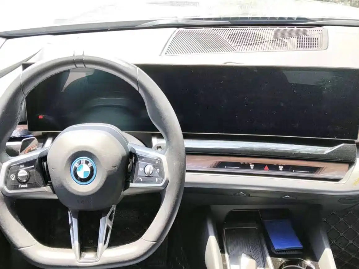 BMW i5 2024 2024 eDrive 35L Premium Model M Sport Package