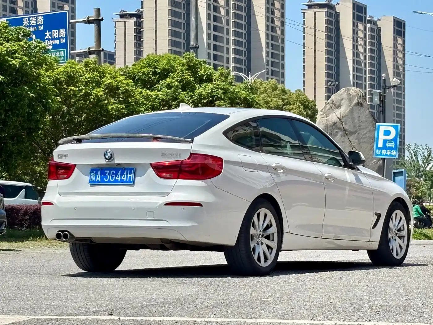 BMW 3 Series GT 2016 320i Fashion Style фото 4