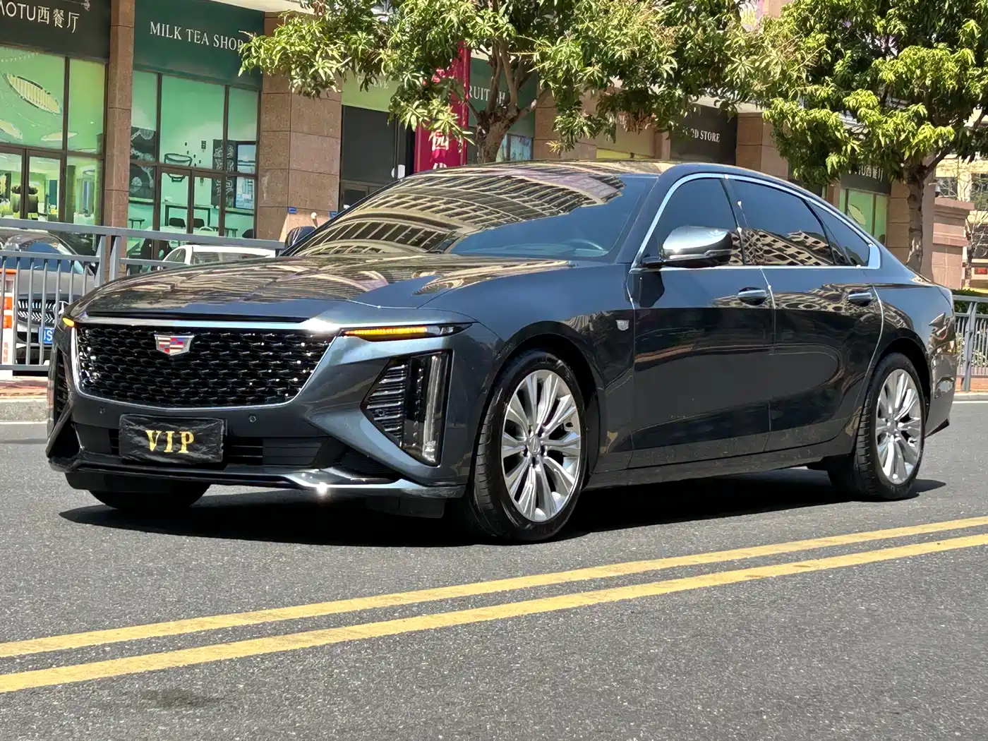 CADILLAC CT6