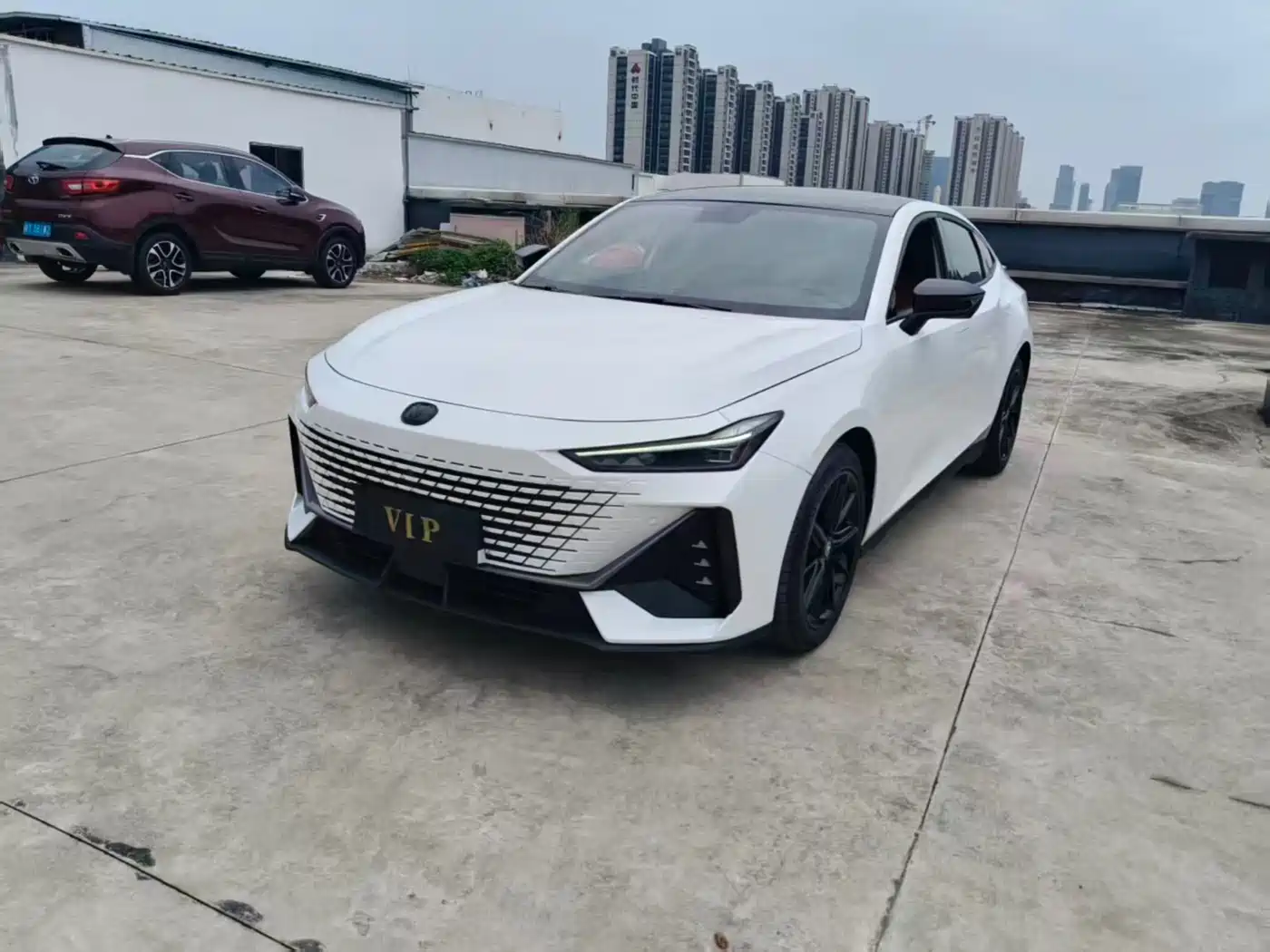 CHANGAN UNI-V