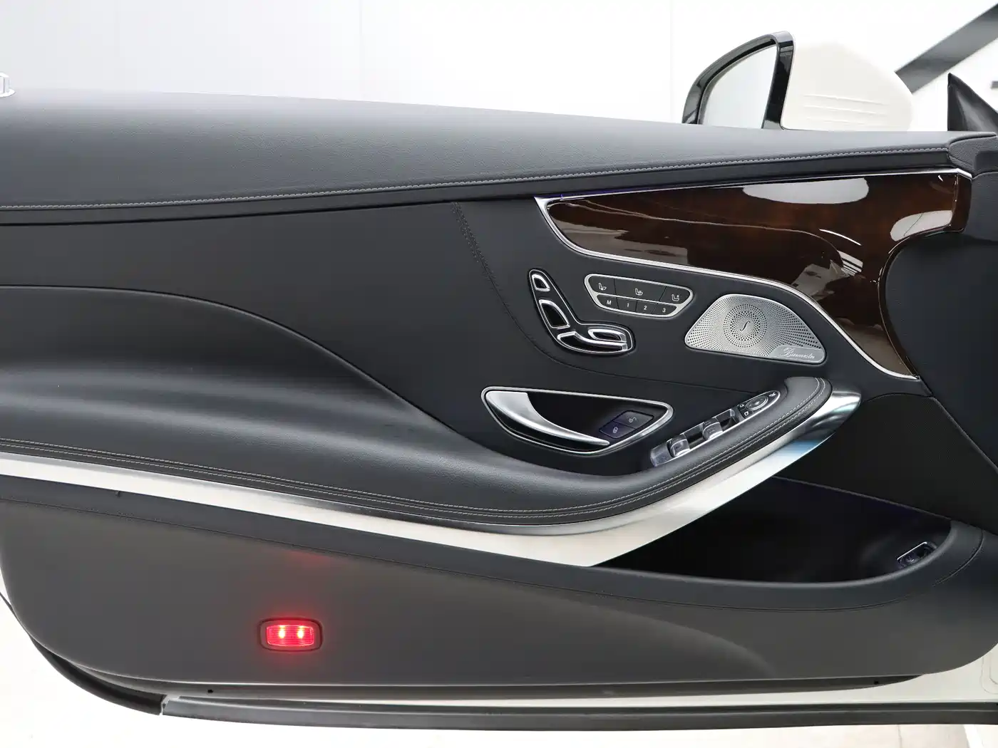 Mercedes-Benz S-Class 2016 S 400 4MATIC Coupe фото 18