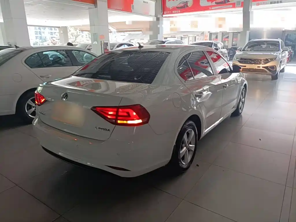 Volkswagen Lavida 2019 Lavida Start 1.5L Auto Trend (China VI) фото 7