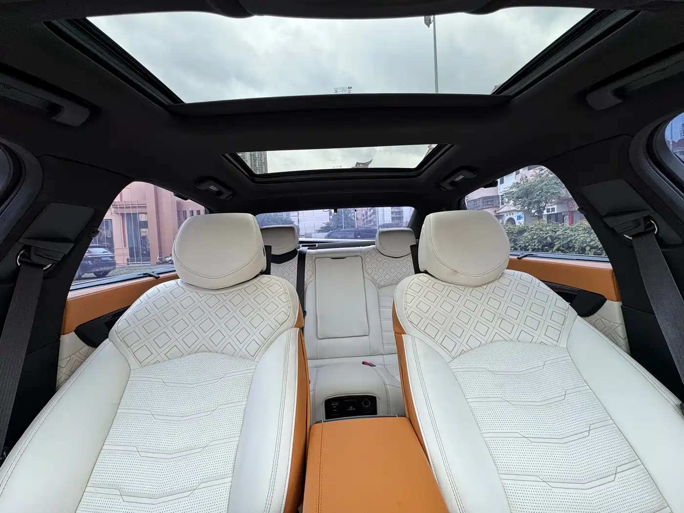 Cadillac CT6 2016 40T Leading фото 15