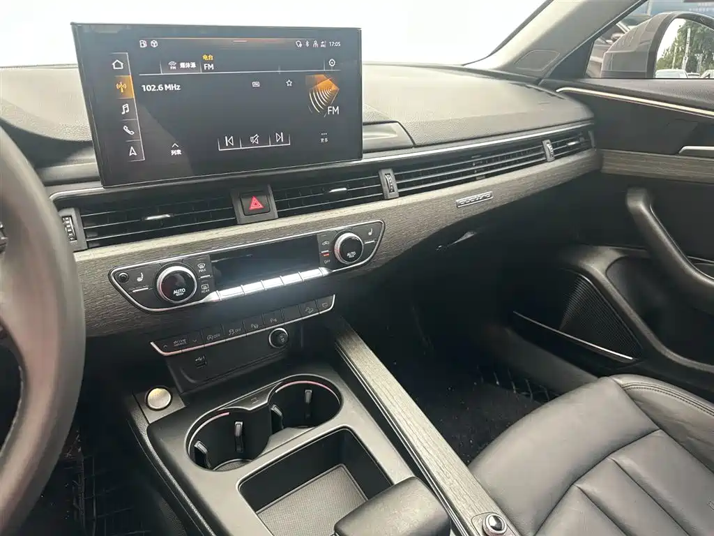 Audi A4 (Import) 2021 allroad quattro Explorer фото 8