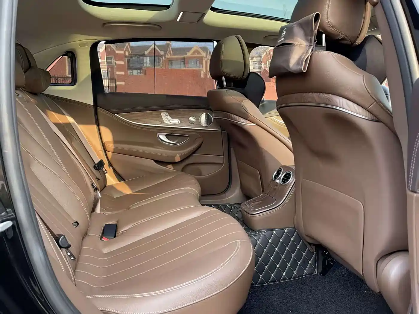 Mercedes-Benz E-Class 2021 E 300 L Luxury фото 10