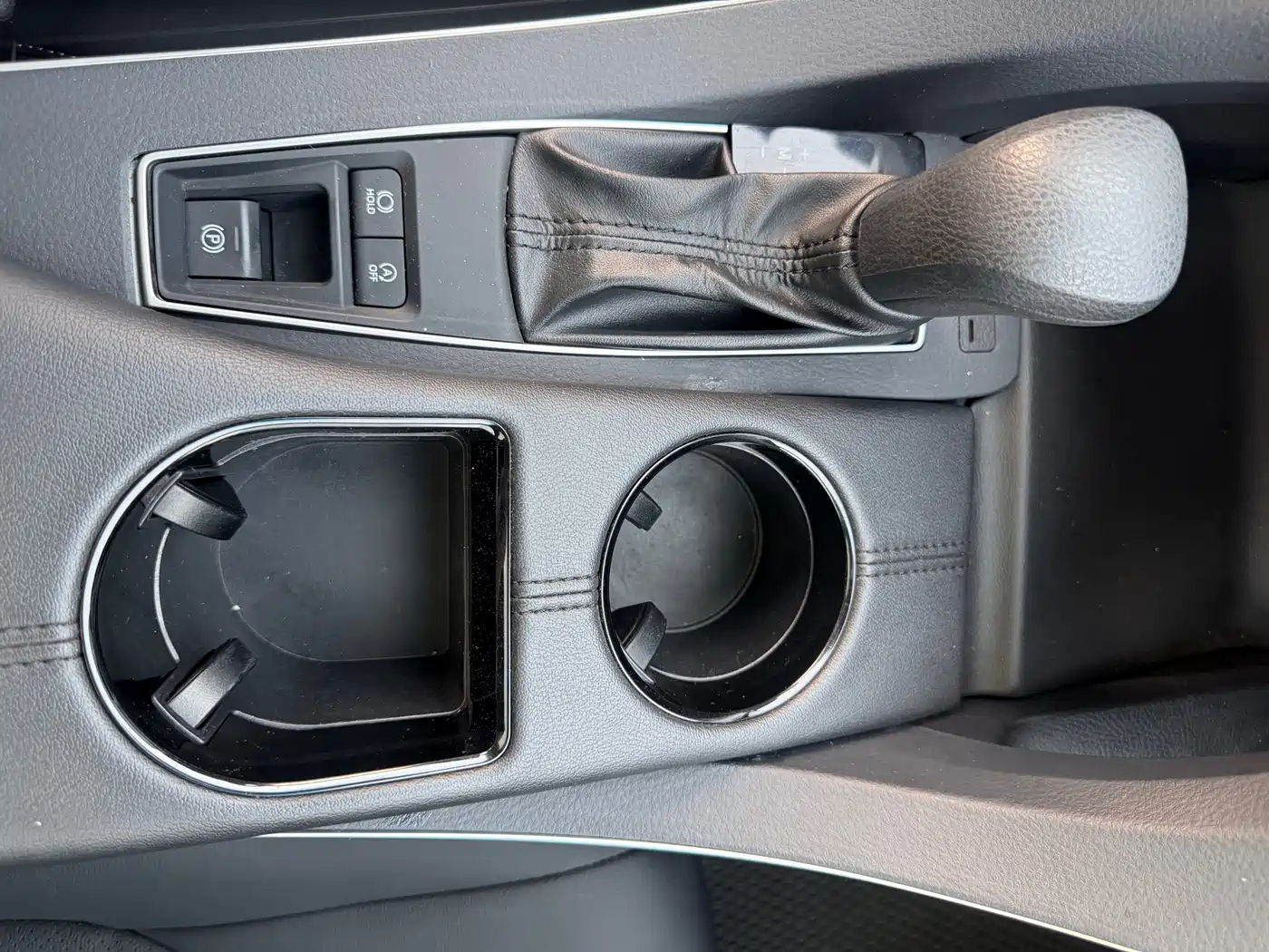 Toyota Avalon 2022 2.0L Progressive Edition фото 10