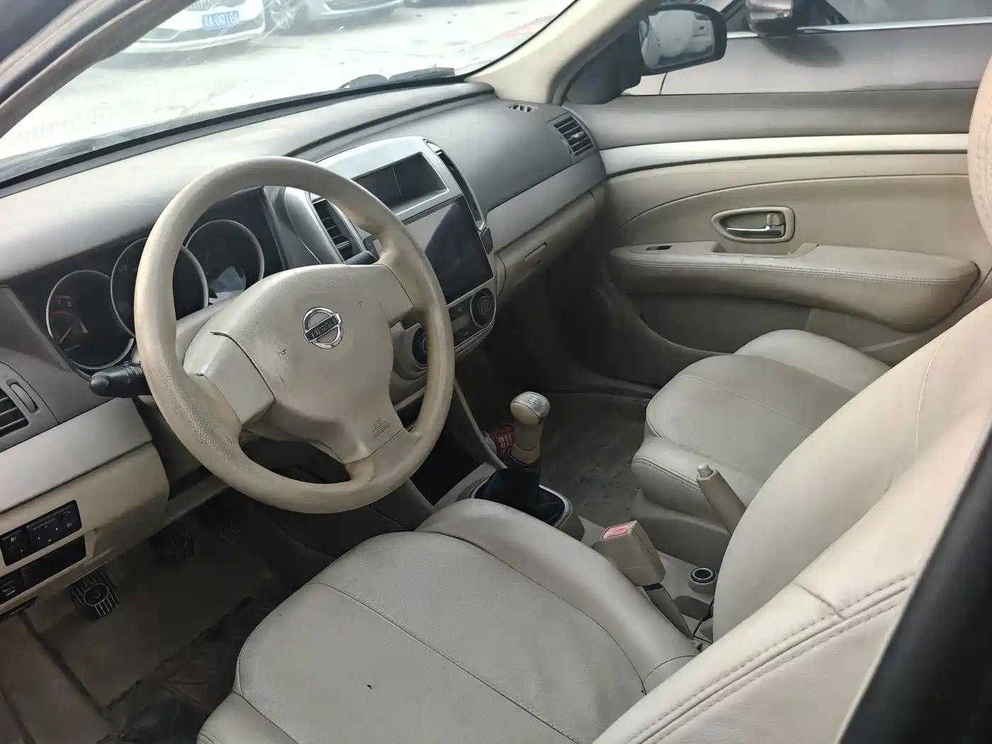 Фото 2 - Nissan Sylphy