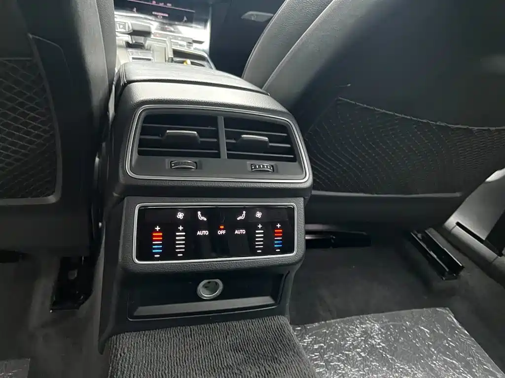 Audi A6L 2020 45 TFSI Premium Elegance фото 9