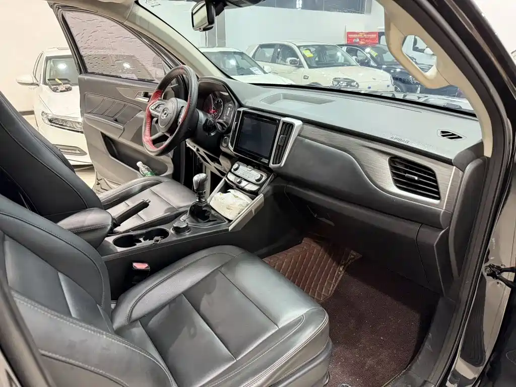 Great Wall Pao 2020 2019 2.0T Commercial Version Manual Gasoline 4WD Pilot Long Box GW4C20B