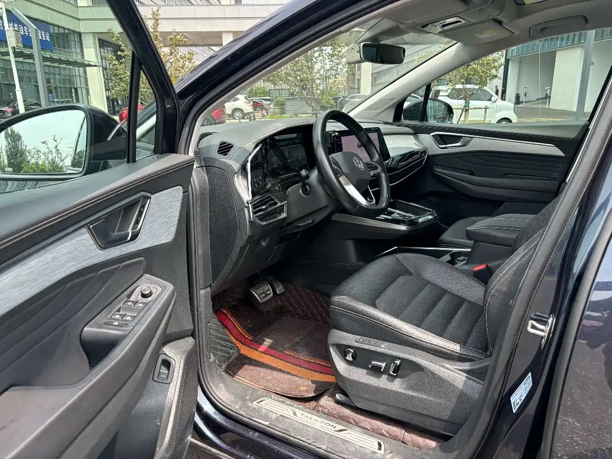 Volkswagen Talagon 2021 380TSI 4WD Luxury Premium Edition Pro фото 7