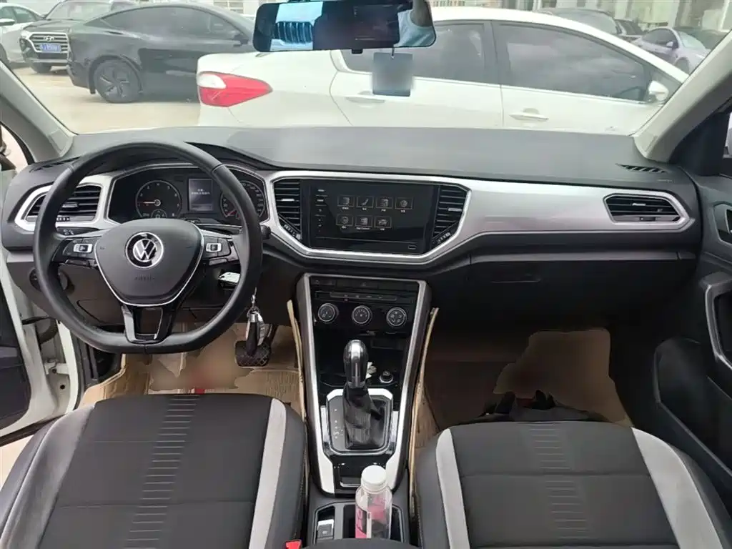 Volkswagen T-ROC 2021 Facelift 280TSI DSG 2WD Elite Smart Connect Edition фото 10