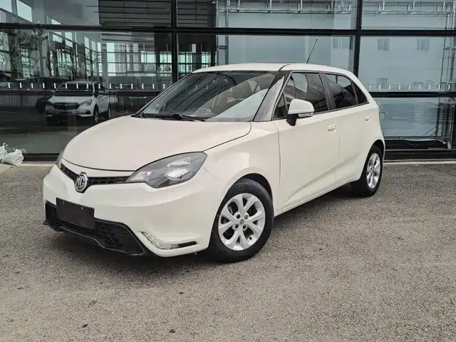  MG MG 3 2014 1.5L AMT Luxury Edition