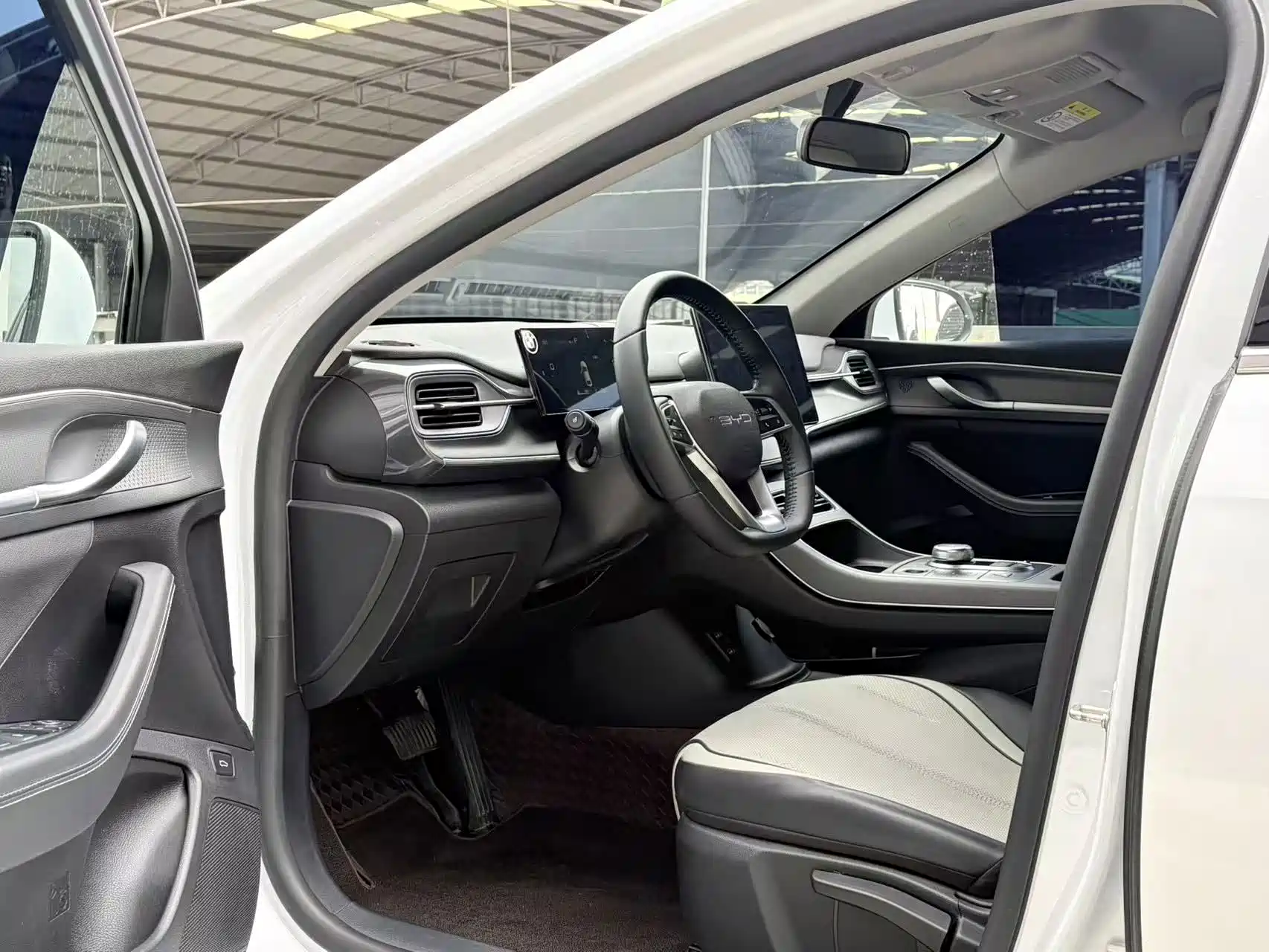 Photo 7 - BYD Destroyer 05