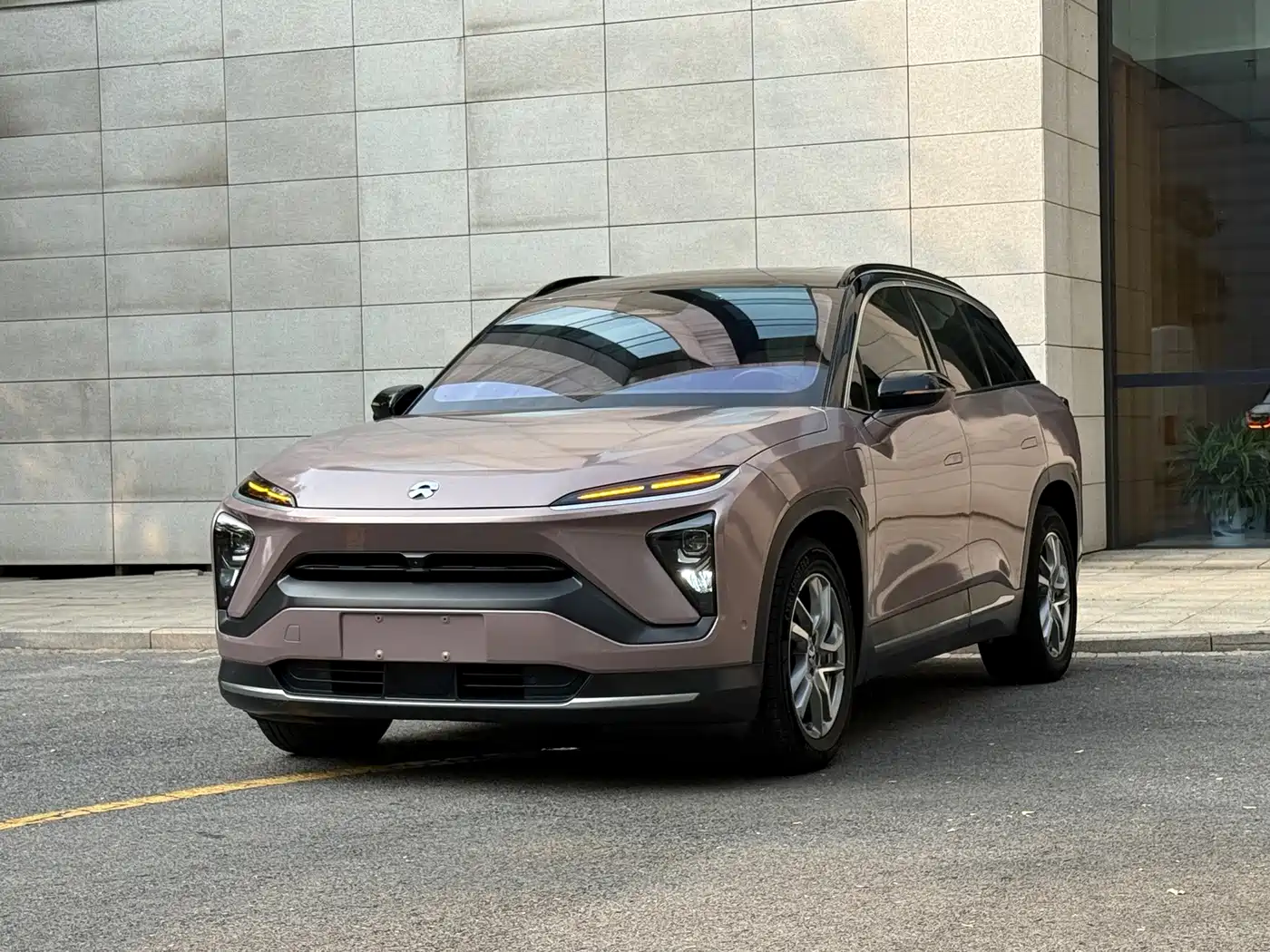 NIO ES6 2020