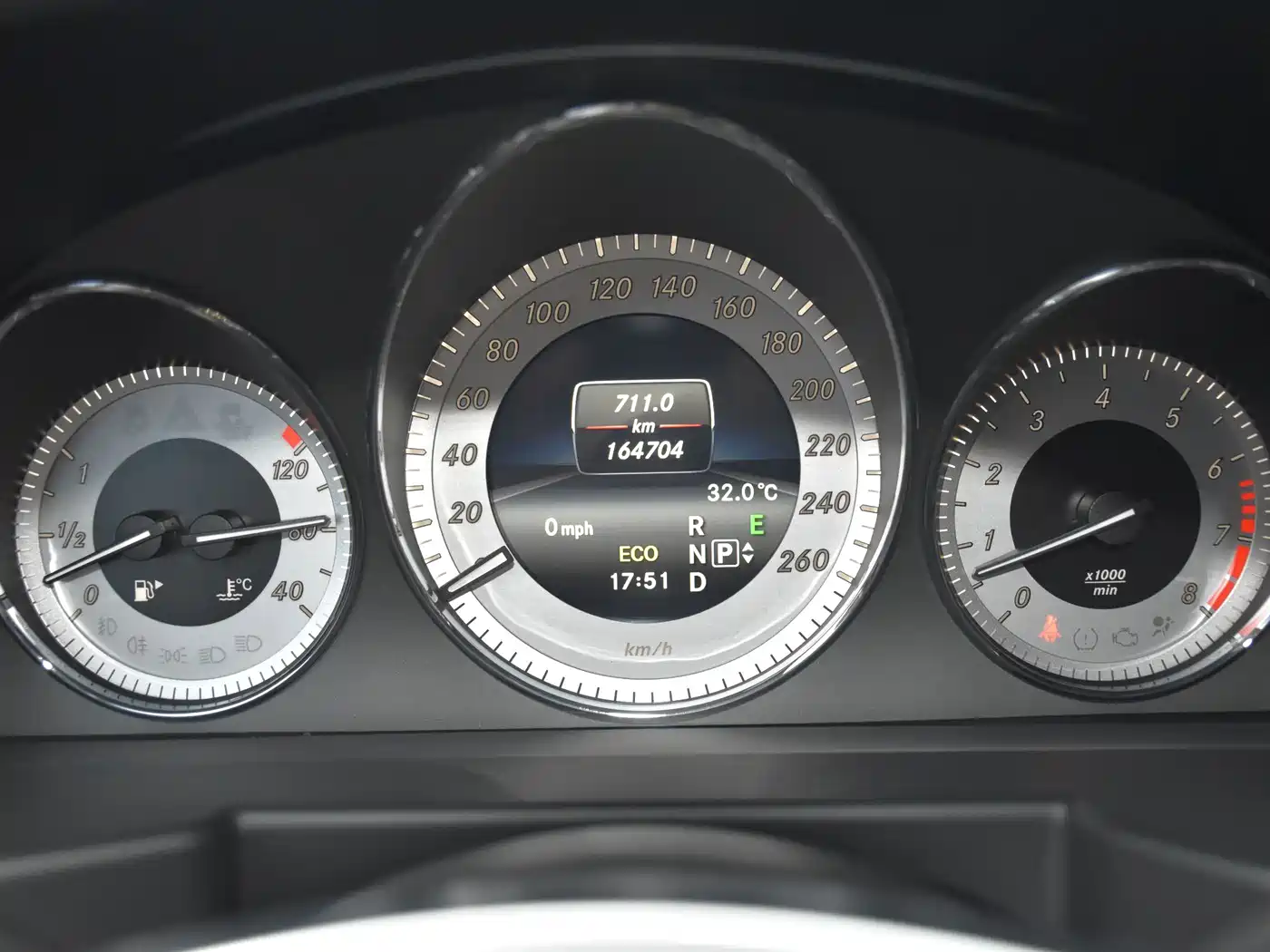 Mercedes-Benz GLK-Class 2015 2014 GLK 200 Standard