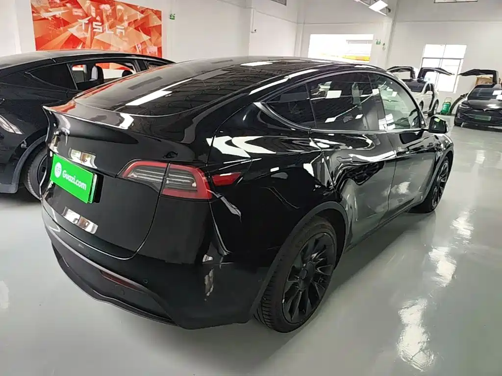 Фото 7 - Tesla Model Y