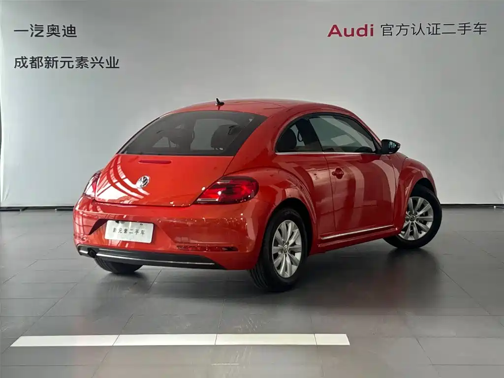Volkswagen Beetle 2018 180TSI Easy Joy Edition фото 4