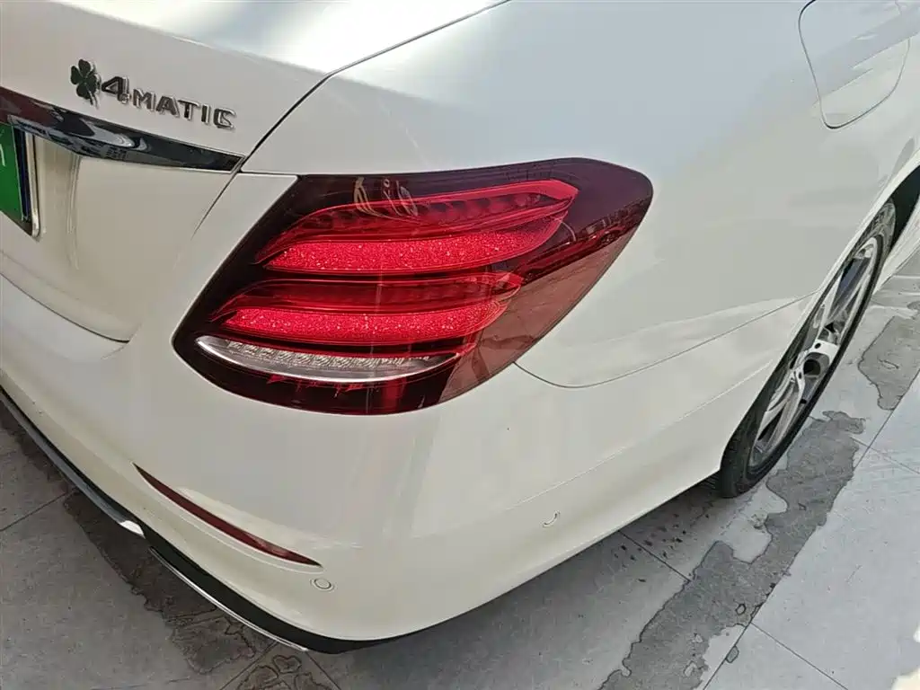 Mercedes-Benz E-Class 2017 E 200 L Sport 4MATIC фото 8