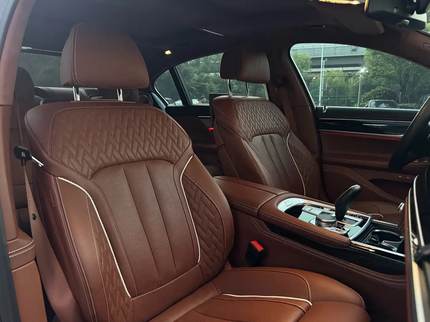BMW 7 Series 2018 750Li xDrive M Sport Package фото 27