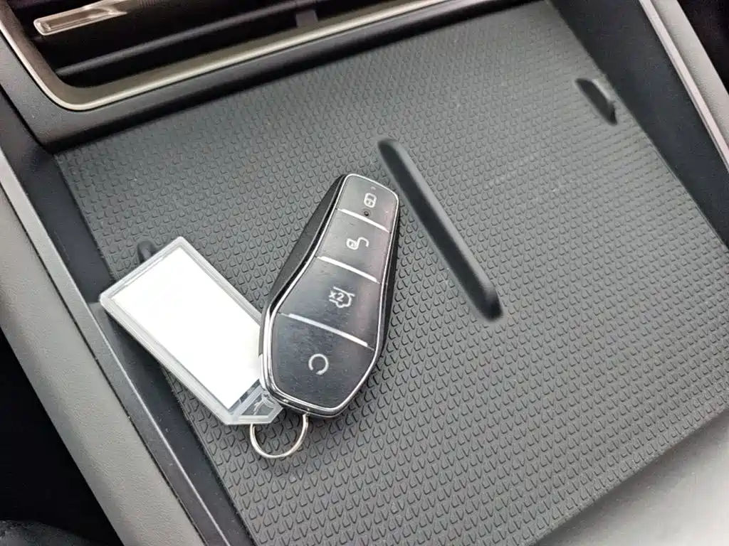 Фото 9 - BYD Qin L