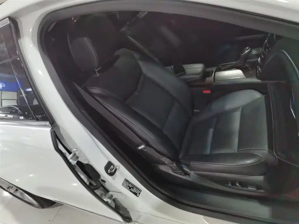 Cadillac XTS 2018 28T Elite фото 25