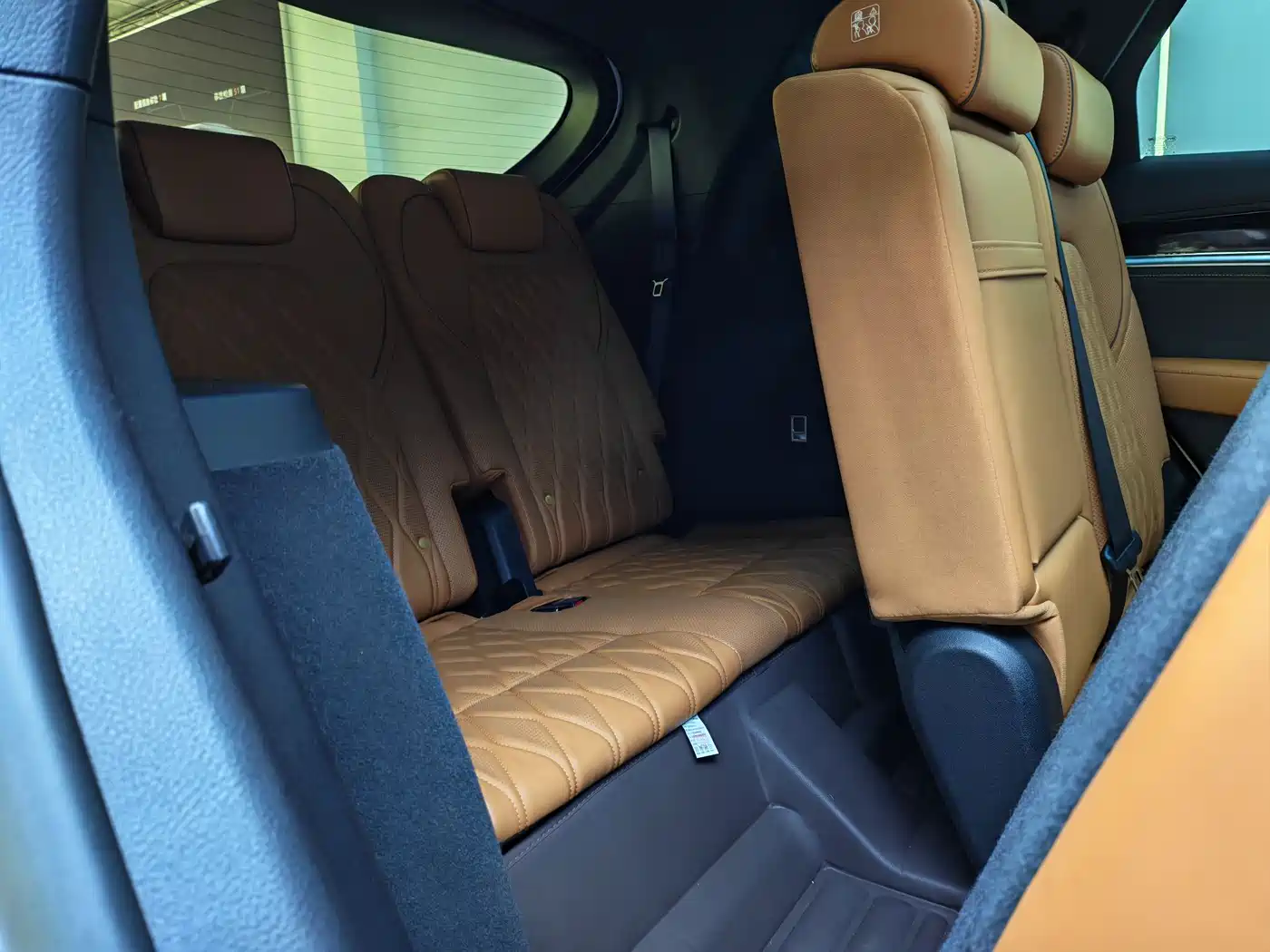 BYD Tang New Energy 2023 Model DM-i Champion Edition 112KM Premium фото 16