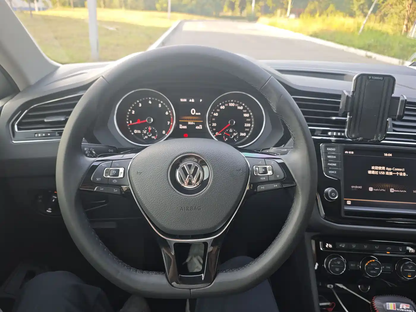 Фото 15 - Volkswagen Tiguan L