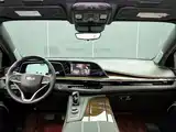 Фото 20 - Cadillac Escalade
