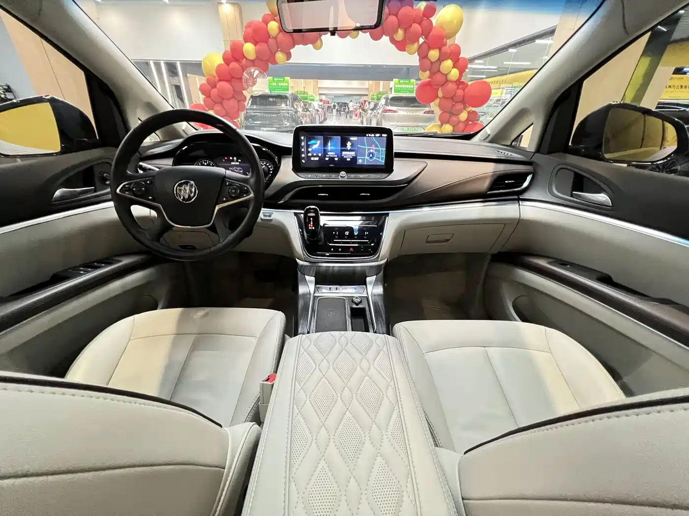 Buick GL8 2021 Land Business Class 652T Premium фото 7