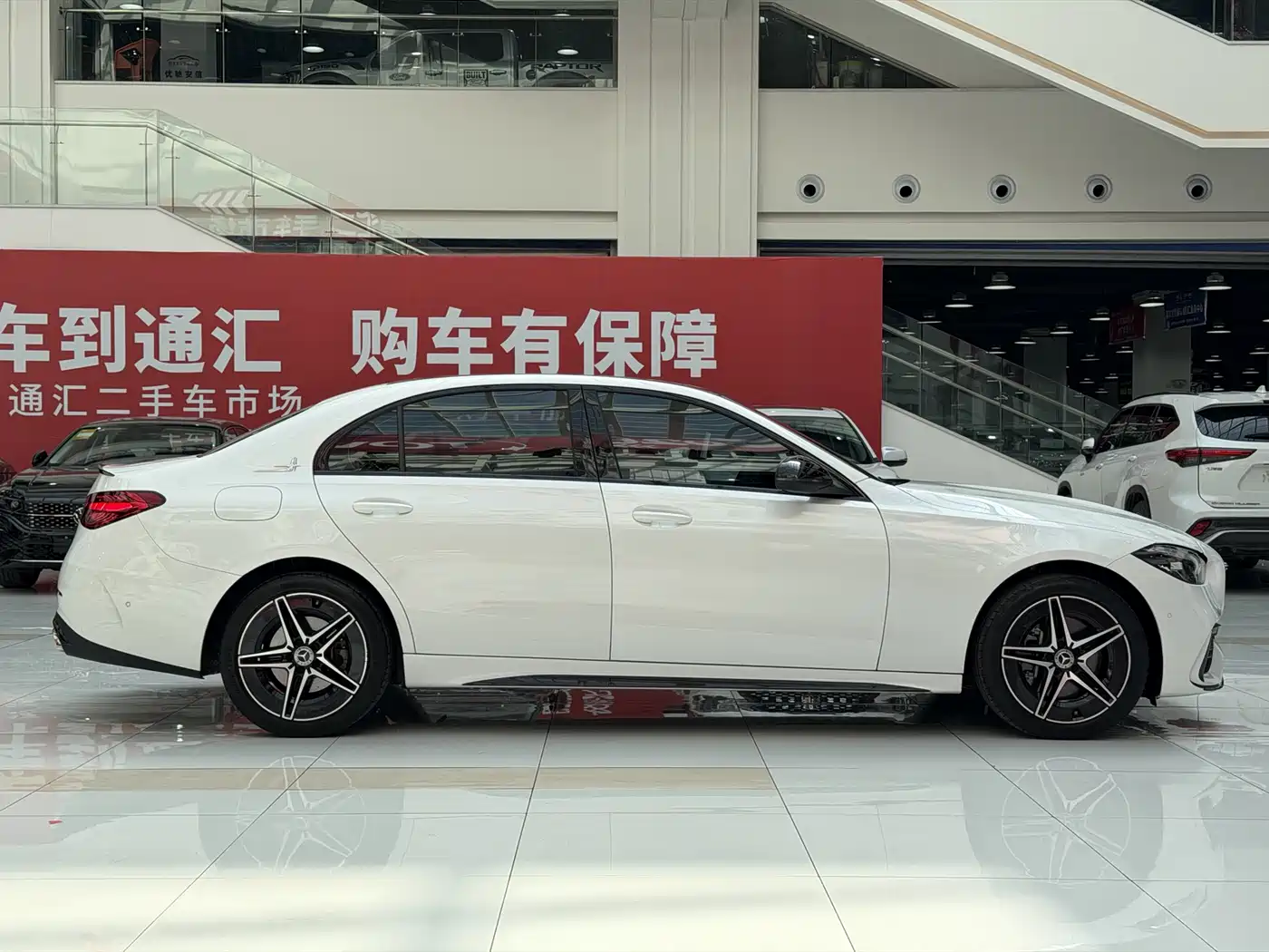 Mercedes-Benz C-Class 2024 C 260 L Night Edition Sport фото 6