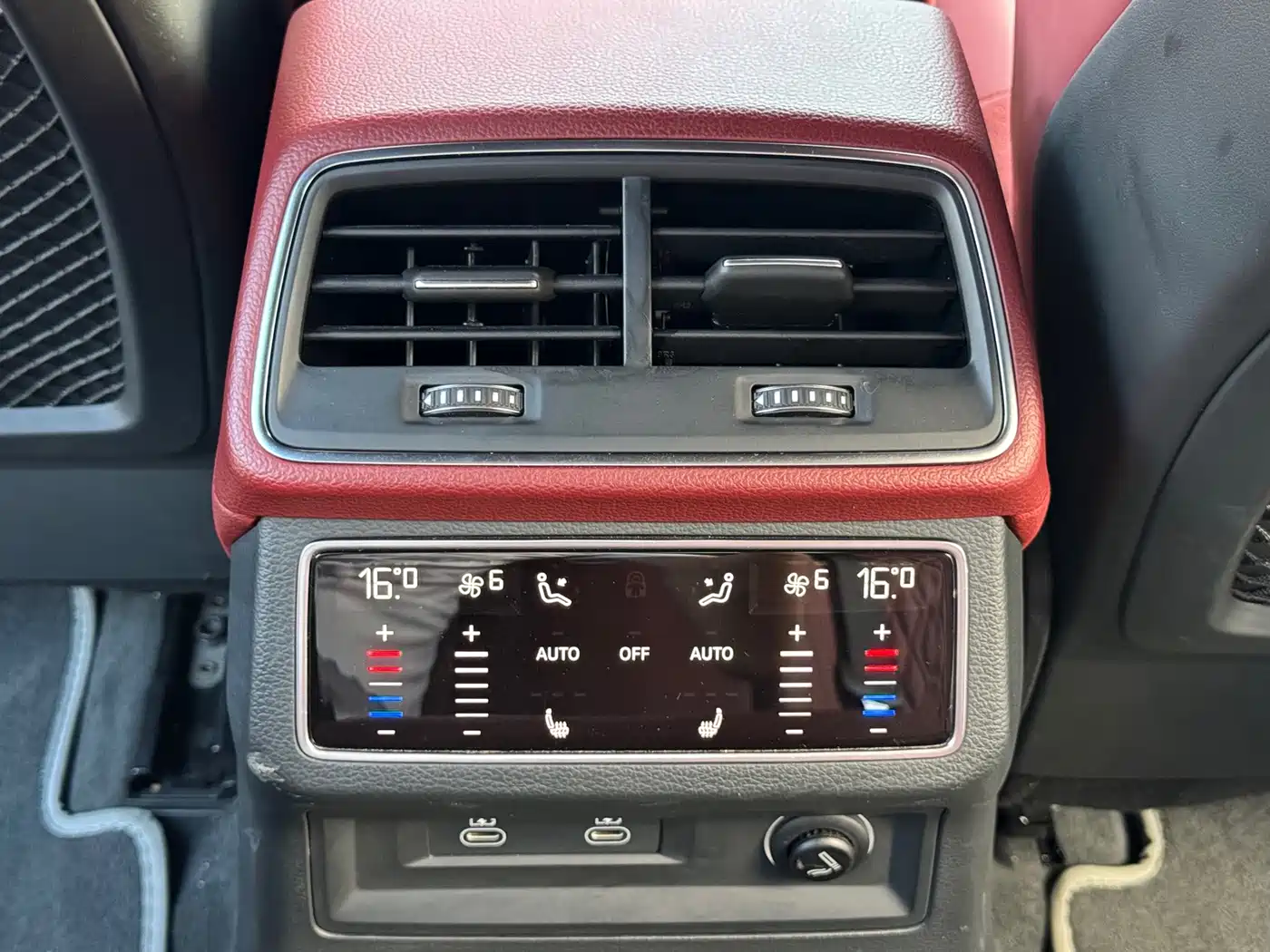 Photo 14 - Audi A7L