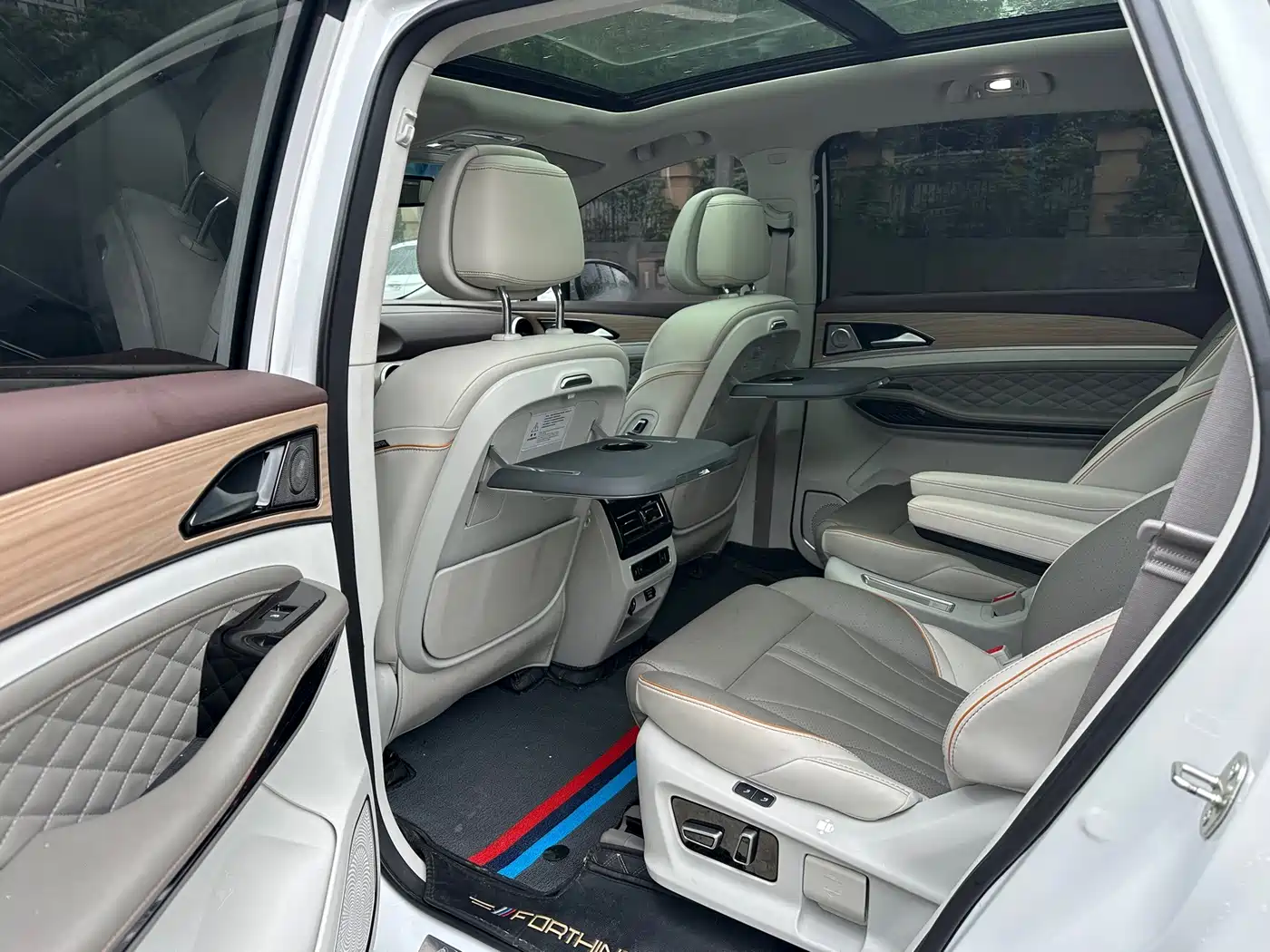 Dongfeng Fengxing Fengxing Yacht 2023 2022 1.5T DCT Moon Chaser Edition
